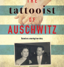 Áprilisban jön Az auschwitzi tetováló