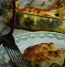Csőben sült brokkoli hagymás besamellel