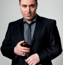A világhírű Maxim Vengerov a Nemzeti Filharmonikusokkal muzsikál