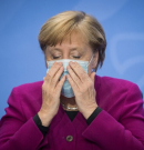 Angela Merkel: meg kell akadályozni a harmadik hullámot