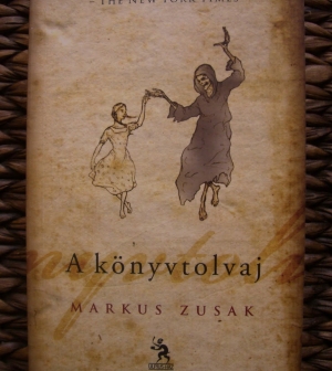 Markus Zusak: A könyvtolvaj