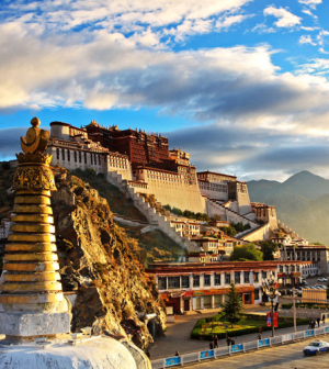 Felújították Tibet fővárosának fő látványosságát