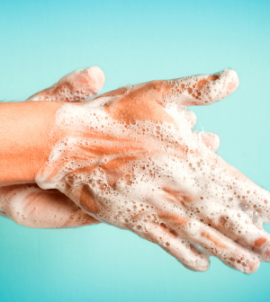A bőrgyógyászok szerint a kézfertőtlenítő jobb a bőrnek, mint a szappan