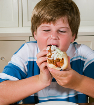Egyre több gyermeket érint a túlsúly és az elhízás