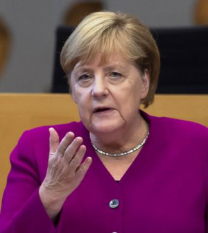 Angela Merkel: szoros együttműködés kell az uniós költségvetéshez