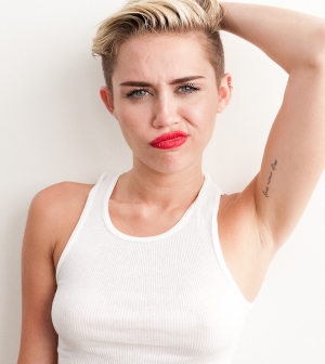 Miley Cyrus bevallotta biszexualitását