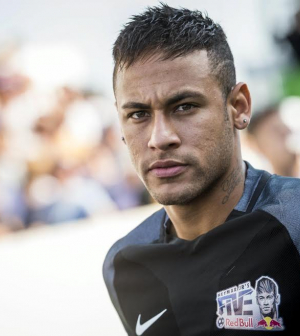 Neymar Jr keresi a legjobb amatőr magyar focicsapatot