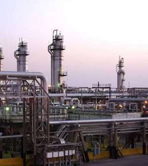 Szaúd-Arábia olajba fullasztja a piacot