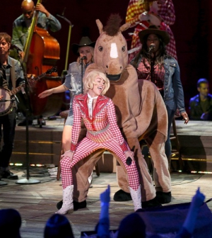 Újabb botrányos Miley koncert