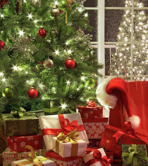 Kézműves ajándékokból összeállított csomagok kerülnek a legrászorultabbak karácsonyfái alá